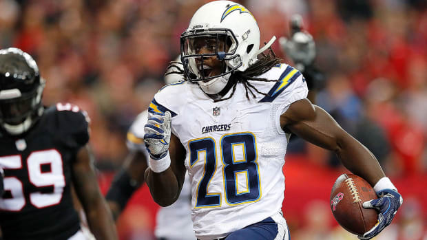 chargers-falcons-melvin-gordon-philip-rivers.jpg